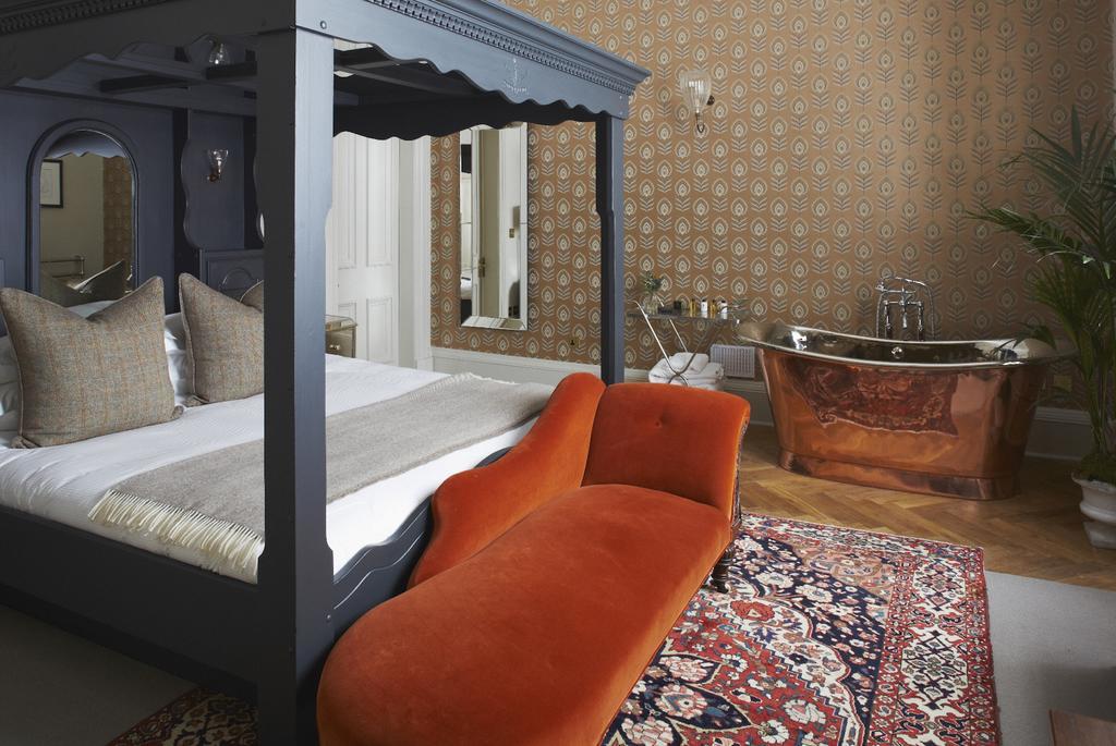 The Roseate Edinburgh - Small Luxury Hotels Of The World Exteriér fotografie A suite at the hotel